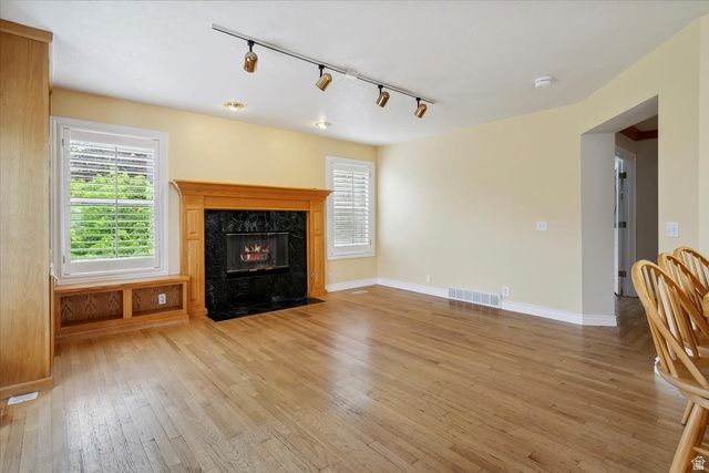 3181 E DEER CIR, Cottonwood Heights, UT 84121