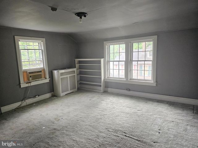101 GARDEN ST, Mount Holly, NJ 08060