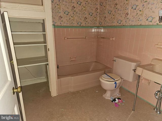 101 GARDEN ST, Mount Holly, NJ 08060