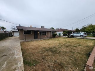 404 Hill Street, Bakersfield, CA 93306