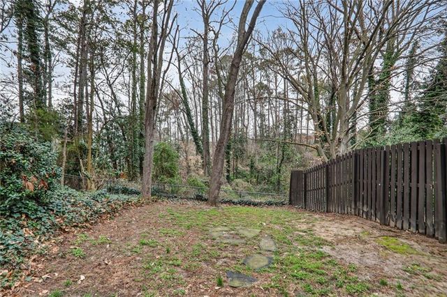 2560 Skyland NE Trail, Brookhaven, GA 30319