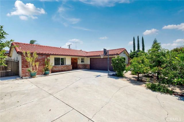 129 E Rancho, Corona, CA 92879