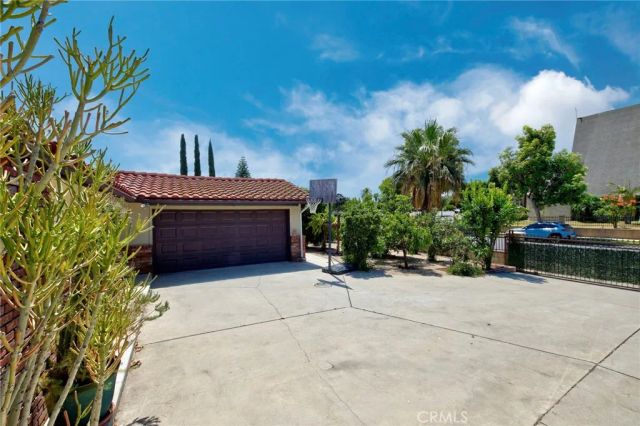 129 E Rancho, Corona, CA 92879