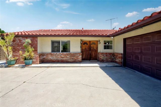 129 E Rancho, Corona, CA 92879