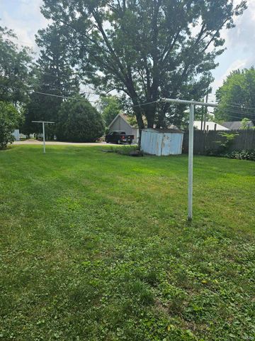 109 S 11th Street, Decatur, IN 46733