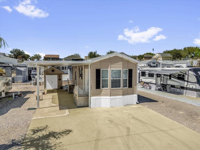 1039 CENTER CREST BOULEVARD, Davenport, FL 33837