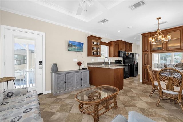 1039 CENTER CREST BOULEVARD, Davenport, FL 33837