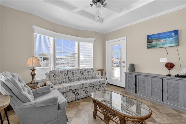 1039 CENTER CREST BOULEVARD, Davenport, FL 33837