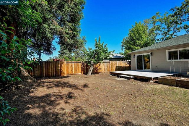1813 Silverwood Drive, Concord, CA 94519