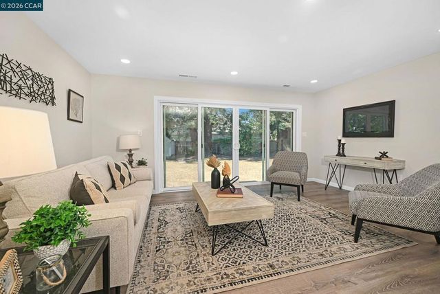 1813 Silverwood Drive, Concord, CA 94519