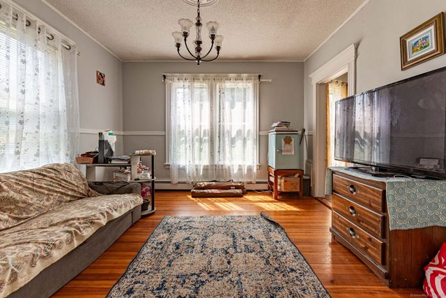 1476 Poquonock Avenue, Windsor, CT 06095