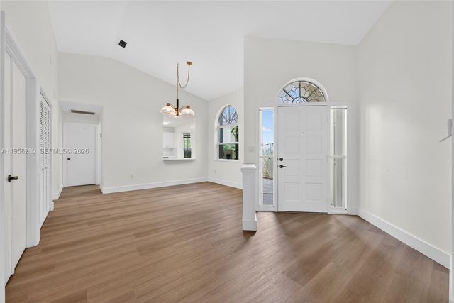 1251 E Wilshire Circle E, Pembroke Pines, FL 33027