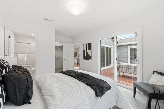 1014 King Street, Redwood City, CA 94061