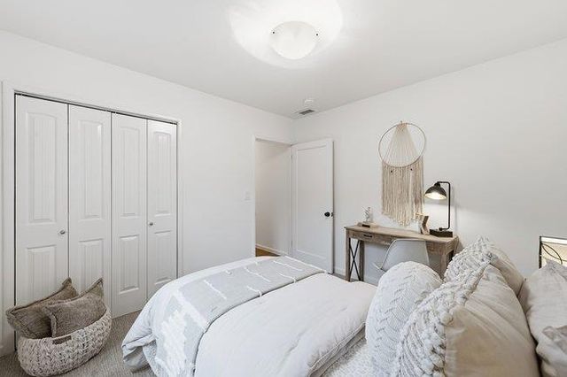 1014 King Street, Redwood City, CA 94061