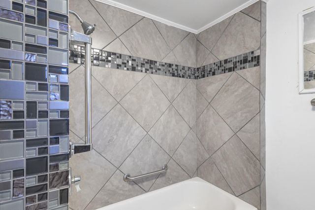 325 RHODE ISLAND Street NE, Albuquerque, NM 87108