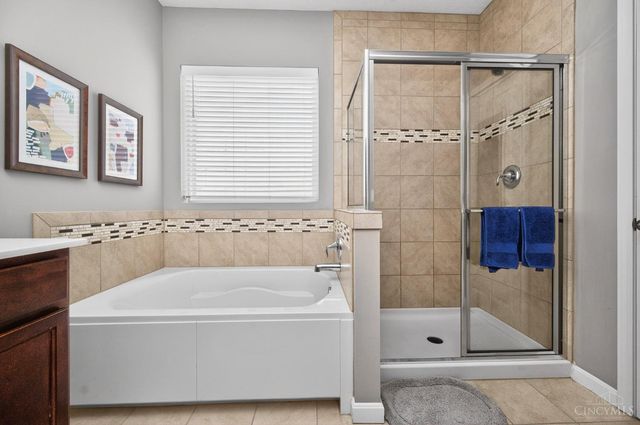 476 Haybrooke Drive, Hamilton Twp, OH 45039