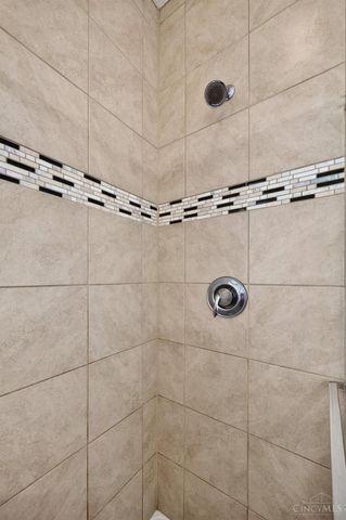 476 Haybrooke Drive, Hamilton Twp, OH 45039