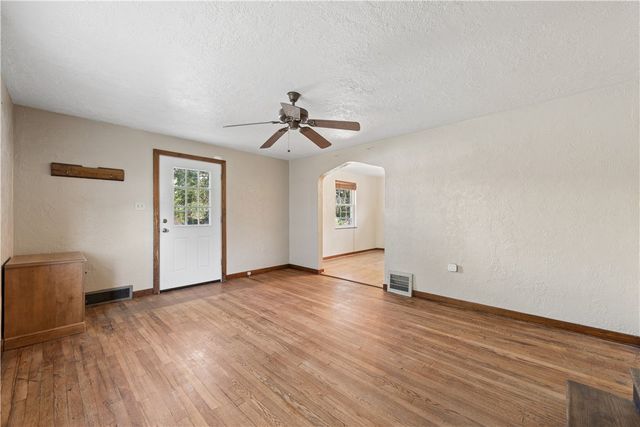 15 Mechling Way, City Of Greensburg, PA 15601