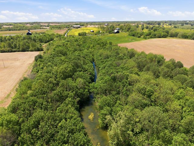 1010 Escondida Road, Paris, KY 40361