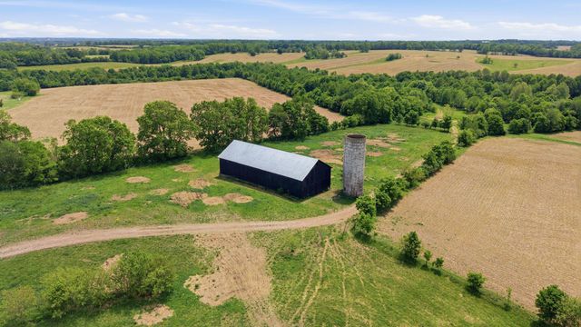 1010 Escondida Road, Paris, KY 40361