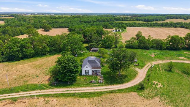 1010 Escondida Road, Paris, KY 40361