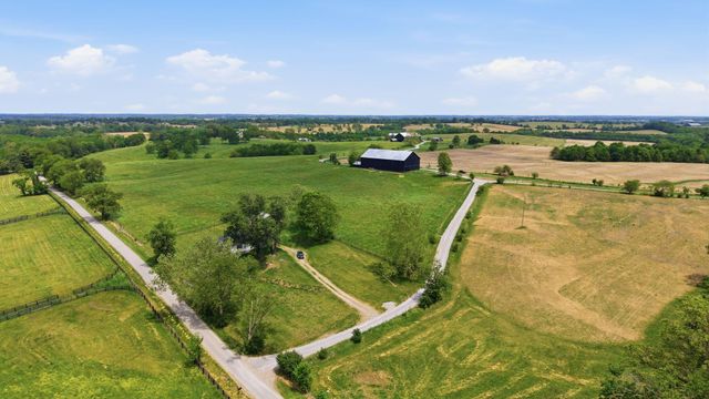 1010 Escondida Road, Paris, KY 40361