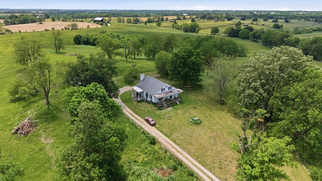 1010 Escondida Road, Paris, KY 40361