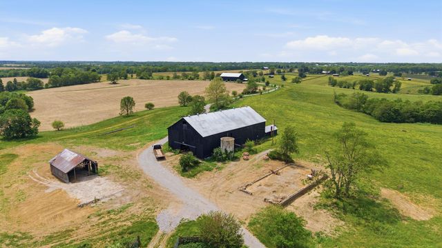 1010 Escondida Road, Paris, KY 40361