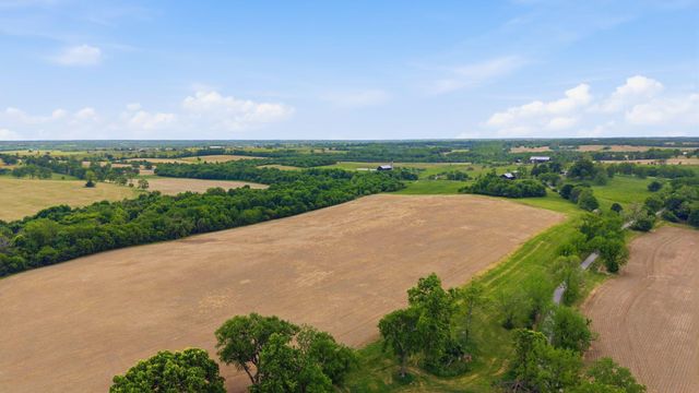 1010 Escondida Road, Paris, KY 40361