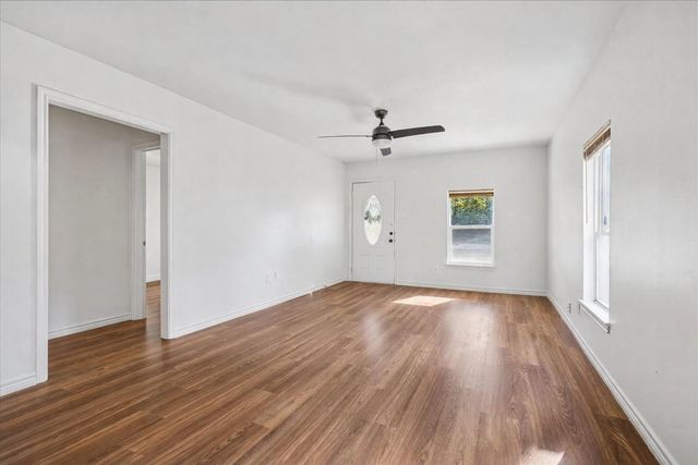 7933 Elwood Street, Houston, TX 77012