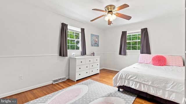 1126 PINEGROVE AVE, Lansdale, PA 19446