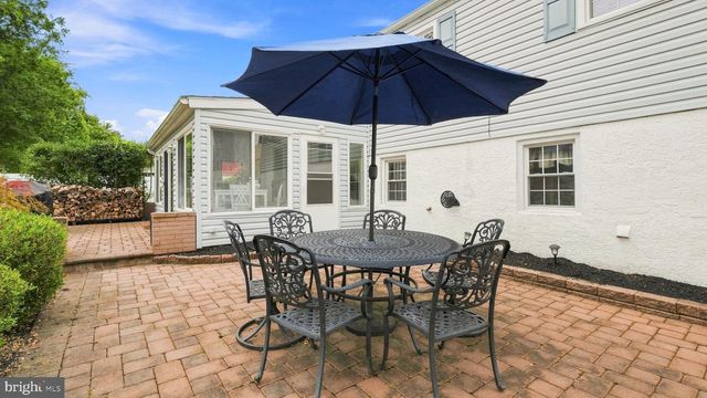 1126 PINEGROVE AVE, Lansdale, PA 19446