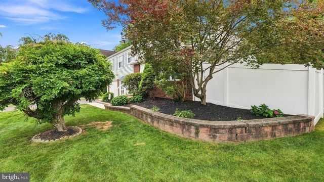 1126 PINEGROVE AVE, Lansdale, PA 19446
