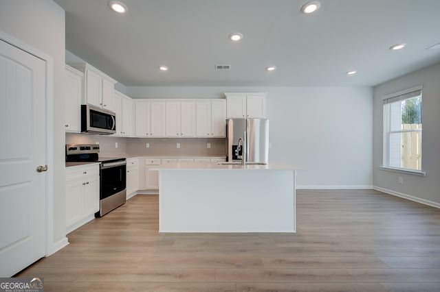 313 Navigator Lane, Mcdonough, GA 30253