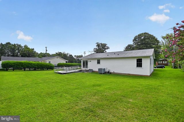 13996 LAKEVIEW DR, Gainesville, VA 20155