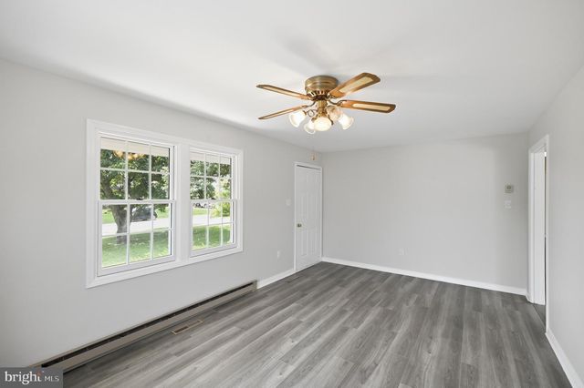 13996 LAKEVIEW DR, Gainesville, VA 20155