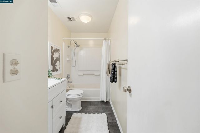 1888 Tesoro Ct, Pinole, CA 94564