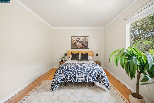 1888 Tesoro Ct, Pinole, CA 94564