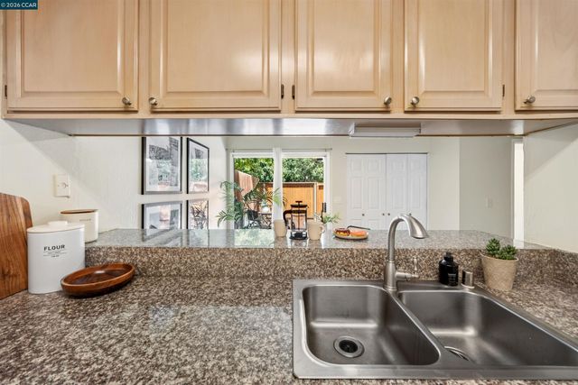 1888 Tesoro Ct, Pinole, CA 94564
