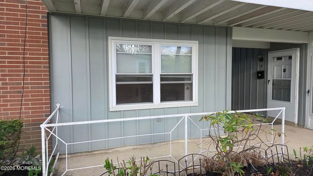47 Cambridge Court E, Lakewood, NJ 08701