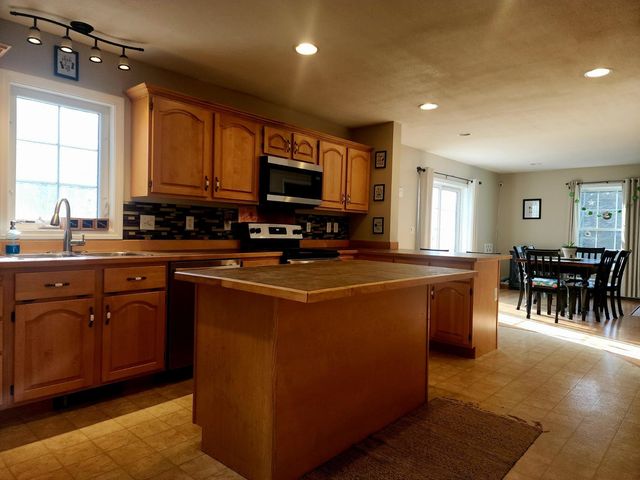 8 Byrne Road, Northwood, NH 03261