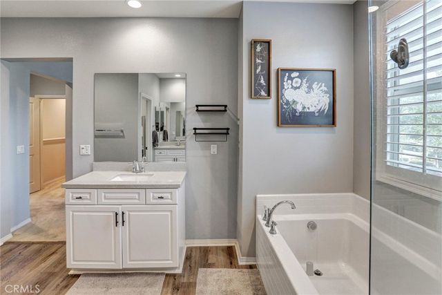 2785 E Berry Loop Privado, Ontario, CA 91761