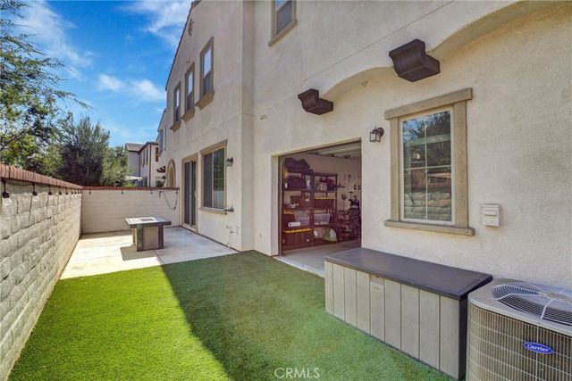 2785 E Berry Loop Privado, Ontario, CA 91761