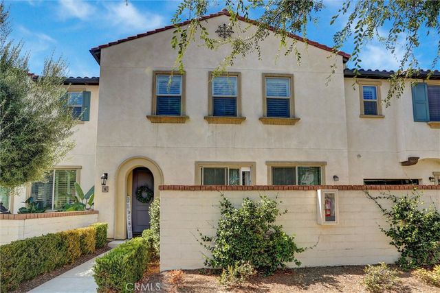 2785 E Berry Loop Privado, Ontario, CA 91761