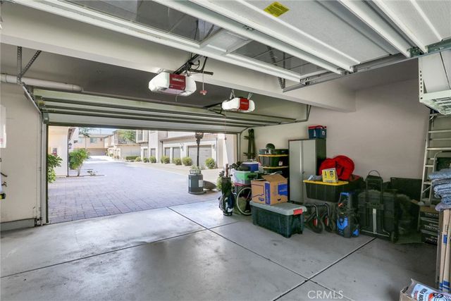 2785 E Berry Loop Privado, Ontario, CA 91761