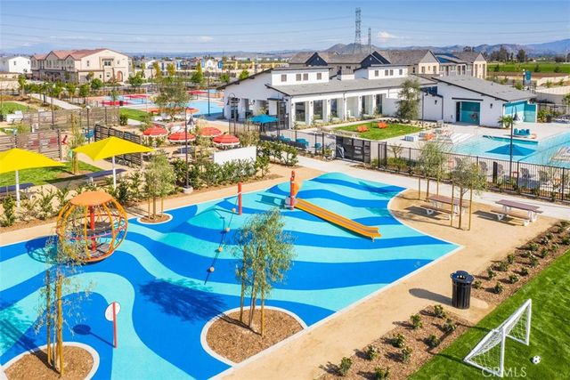 2785 E Berry Loop Privado, Ontario, CA 91761