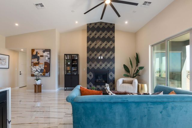 6820 Quivira Drive NW, Albuquerque, NM 87120