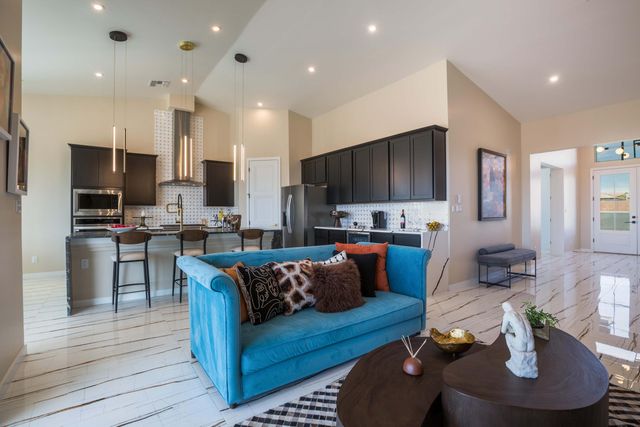 6820 Quivira Drive NW, Albuquerque, NM 87120