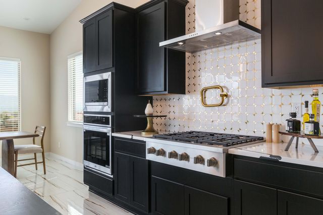 6820 Quivira Drive NW, Albuquerque, NM 87120