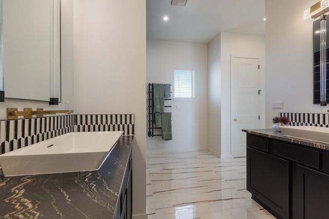 6820 Quivira Drive NW, Albuquerque, NM 87120